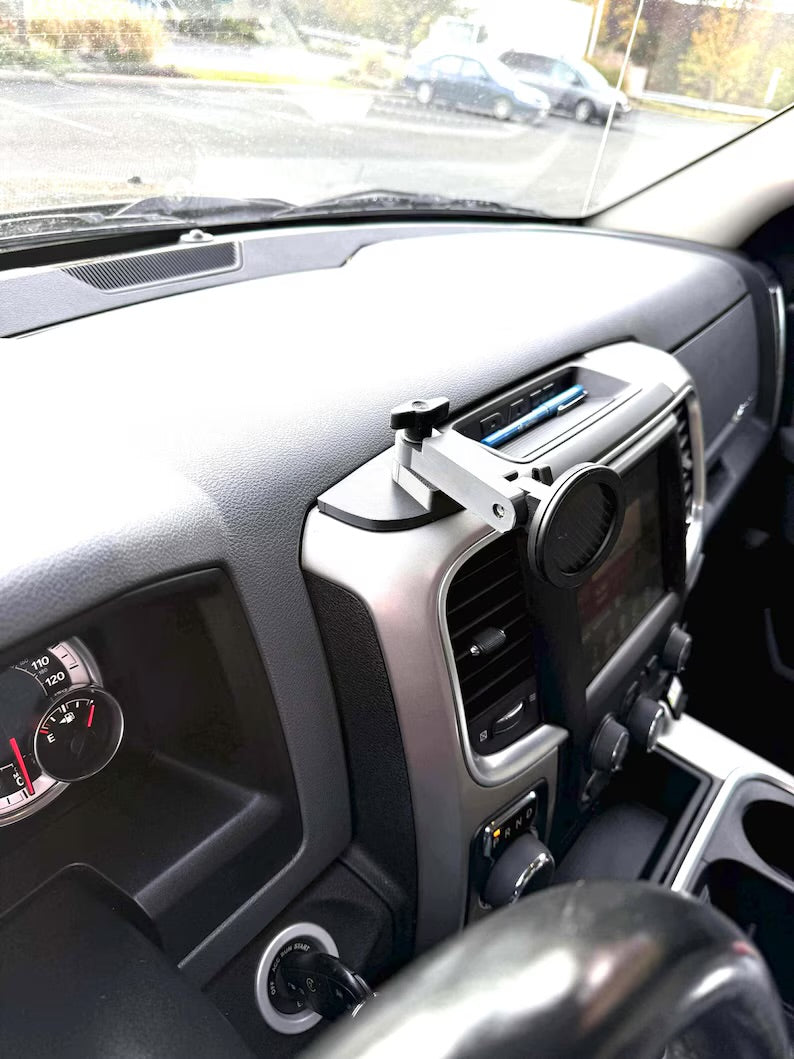 Dodge RAM 1500 (2013–2018 Rotary Dial Shifter) Custom Phone Mount/Charger