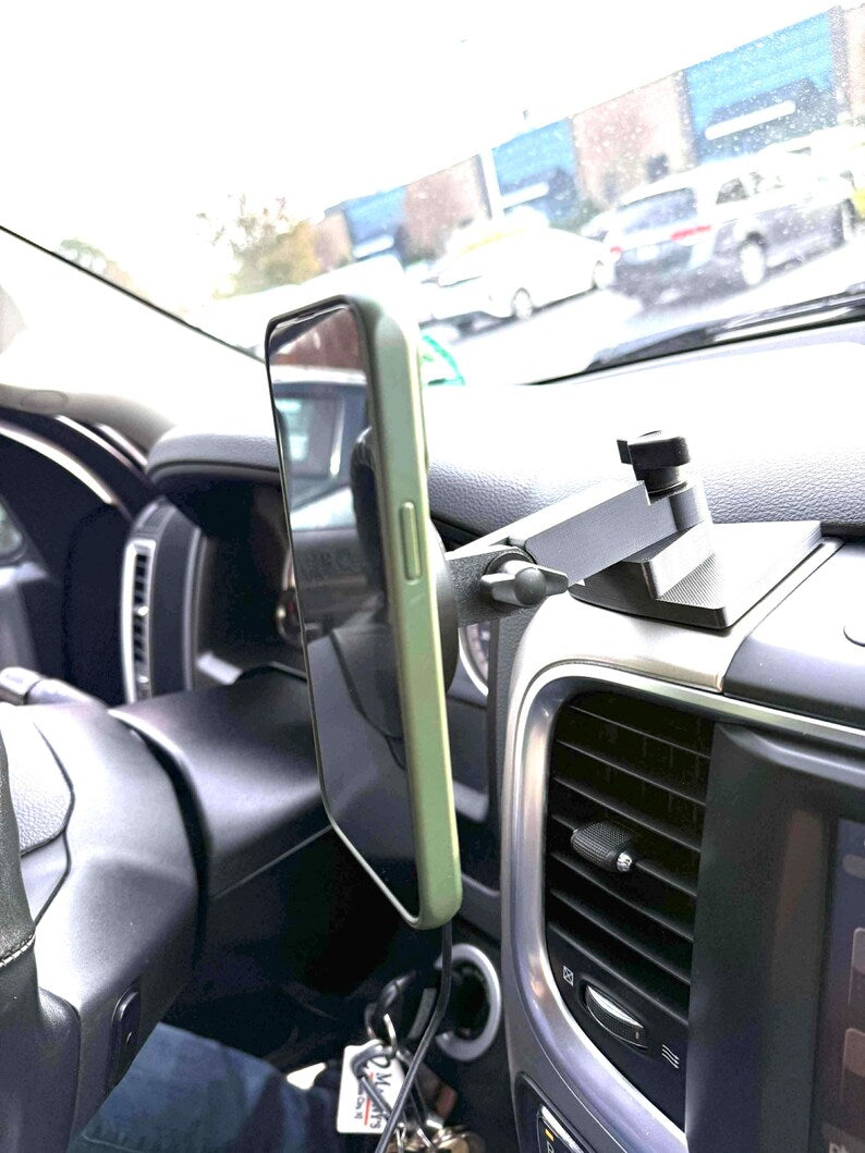 Dodge RAM 1500 (2013–2018 Rotary Dial Shifter) Custom Phone Mount/Charger